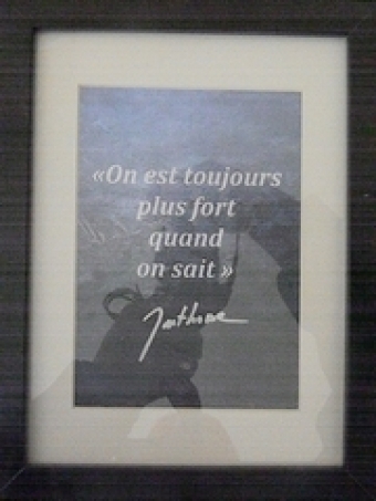 Toujours plus fort - Bookiner.com
